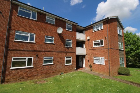 View Full Details for Woburn Close, Stevenage, Hertfordshire