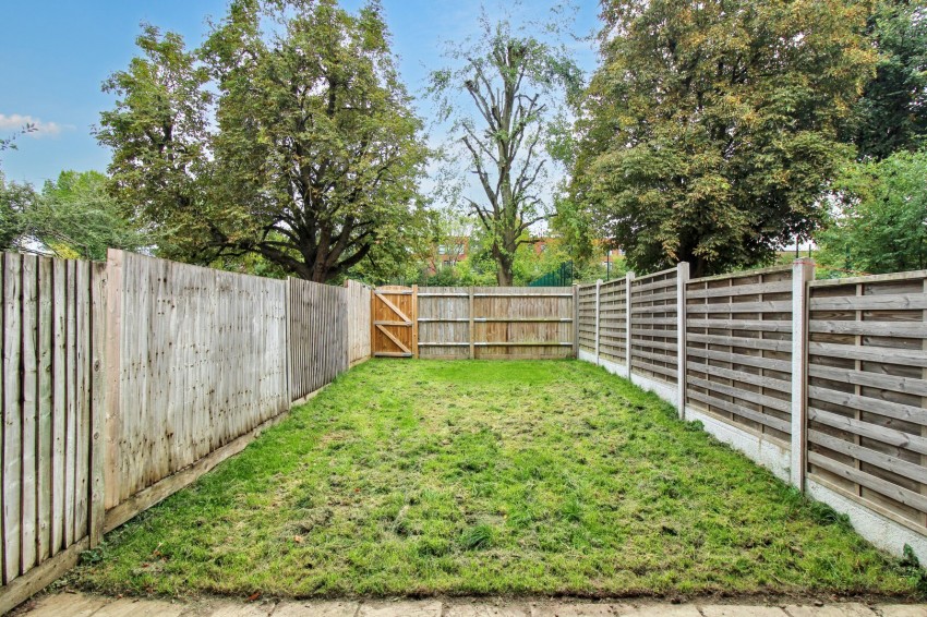 Images for Oaklands Wood, Hatfield, Hertfordshire