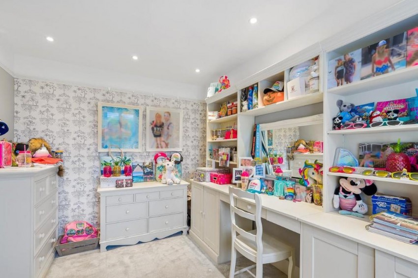 Images for Fanshawe Street, Hertford