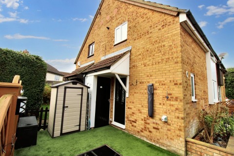 View Full Details for Montfitchet Walk, Stevenage, Hertfordshire