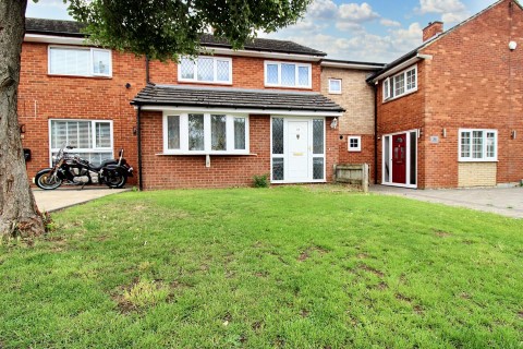 View Full Details for Dovedale, Stevenage, Hertfordshire
