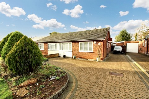 View Full Details for Woodland Way, Stevenage, Hertfordshire