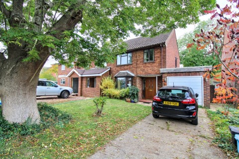 View Full Details for Leaves Spring, Stevenage, Hertfordshire