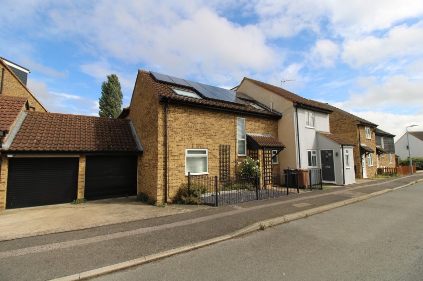 Images for Parishes Mead, Stevenage, Hertfordshire