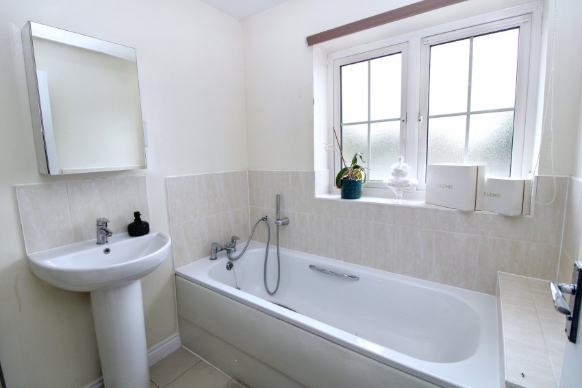 Images for Watton At Stone, Hertford