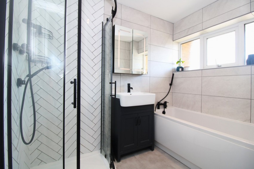 Images for Oaks Cross, Stevenage, Hertfordshire