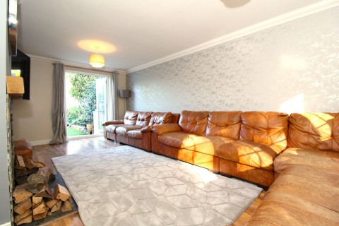 View Full Details for Douglas Drive, Stevenage, Hertfordshire